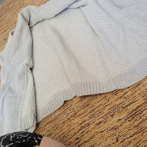 lululemon athletica Sweater - Picture 4 of 11